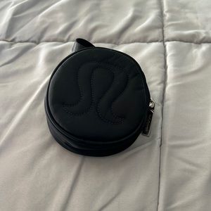 Lululemon Logo Coin Pouch 👝